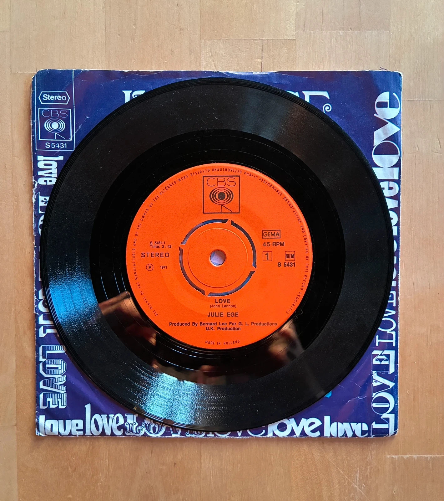 45T vinylschijf Julie Ege Love. – photo 2